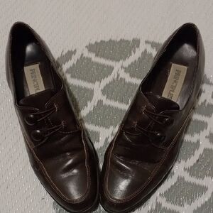 Arizona Jean Company Brown Slip-On Loafers with Timeless Style Vintage